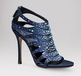 玉蝴蝶鞋业 从产品到店铺，视觉呈现的艺术